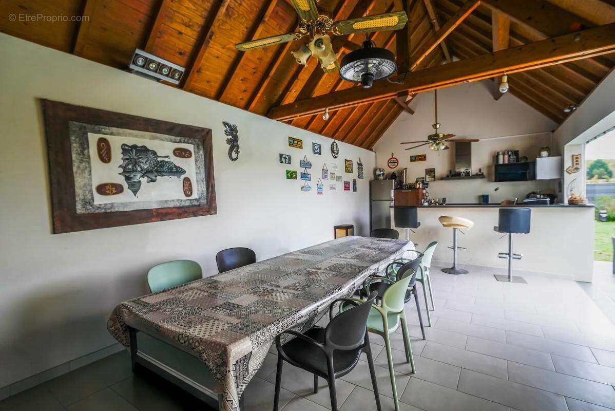 Maison à MONTLOUIS-SUR-LOIRE