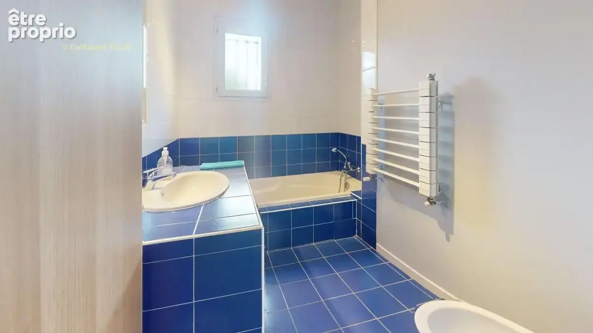 Maison + piscine+ terrain constructible - photo 11