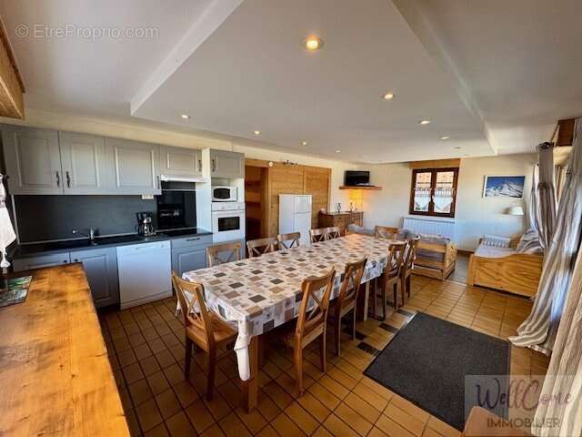 Appartement à ALBIEZ-MONTROND