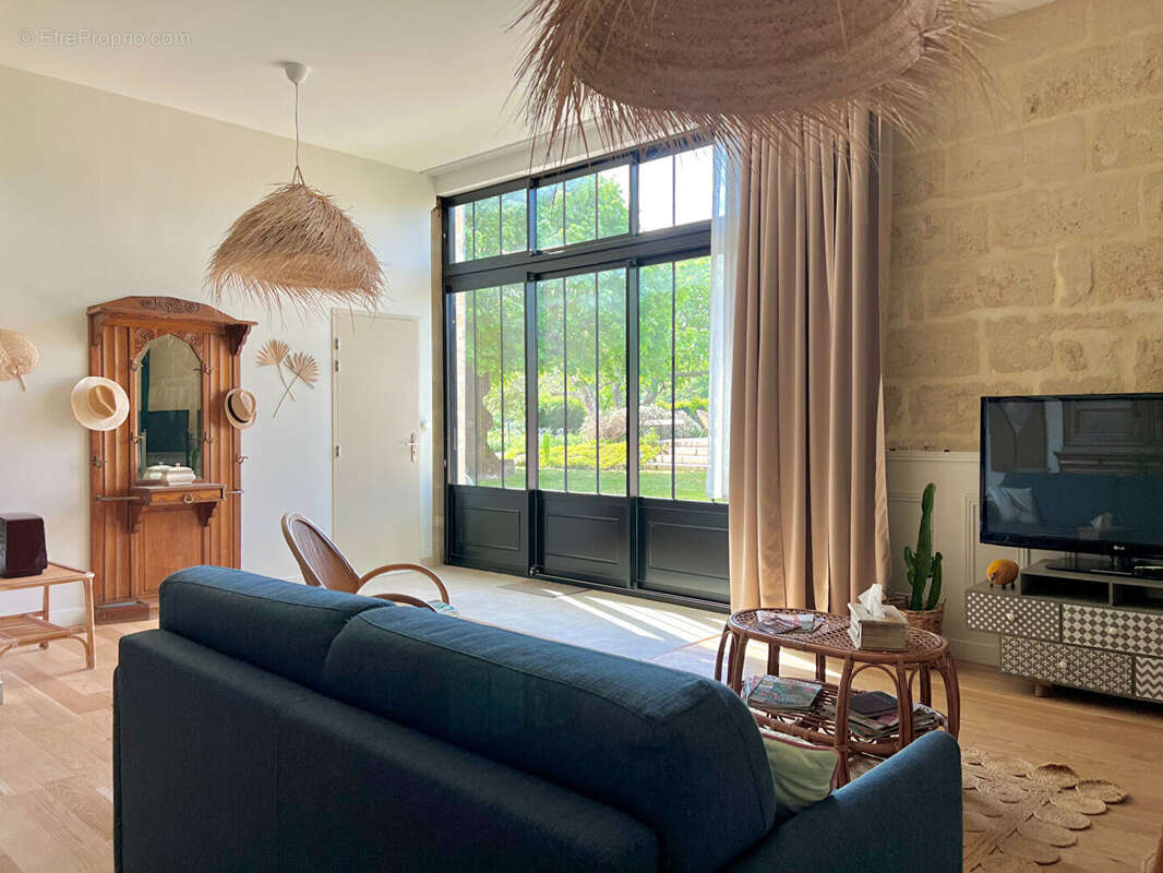 Maison à SAINT-EMILION