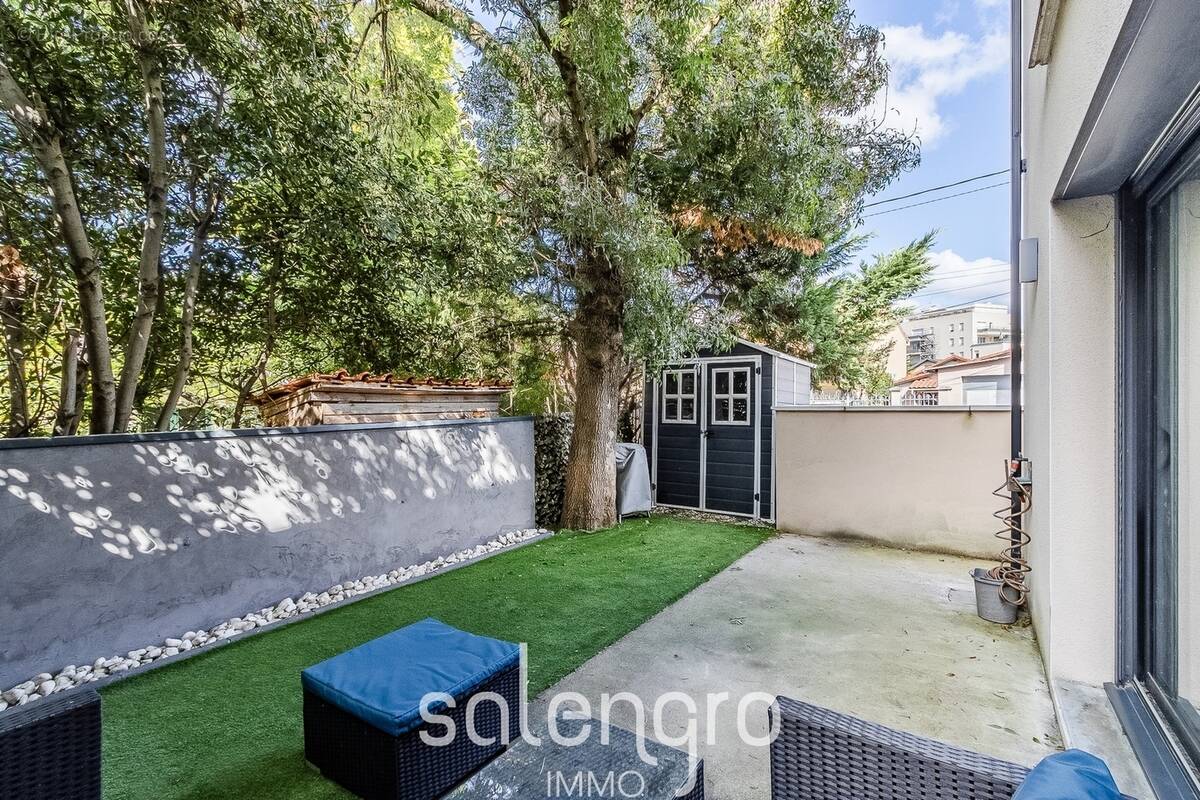 Maison à VILLEURBANNE