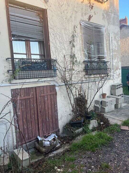 Maison à ETAMPES-SUR-MARNE