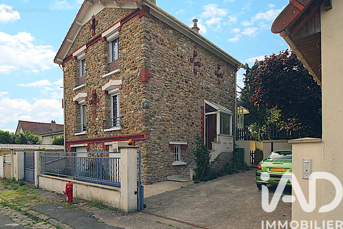 Photo 2 - Maison à VILLECRESNES
