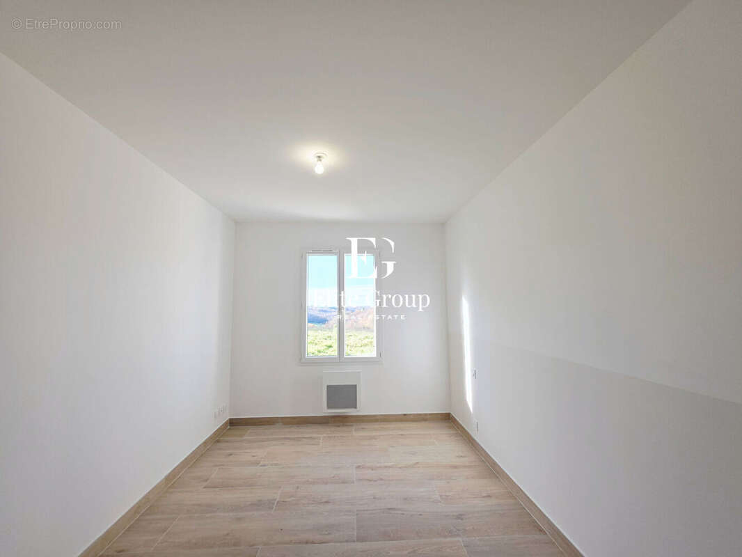 Maison à SAINT-GERMAIN-DE-BELVES