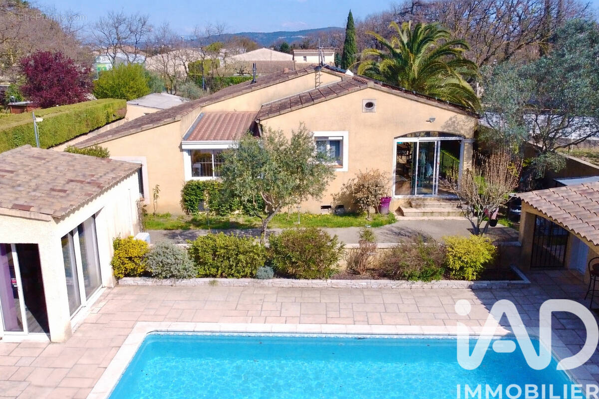 Photo 1 - Maison à LAPALUD