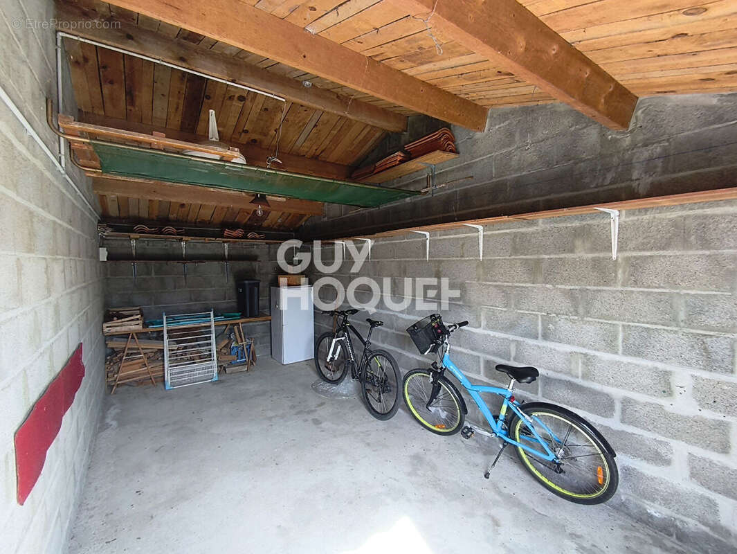 Parking à DOLUS-D'OLERON