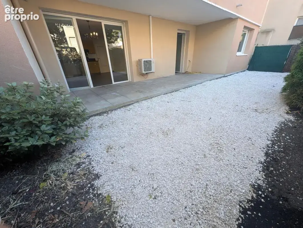 Appartement à SIX-FOURS-LES-PLAGES