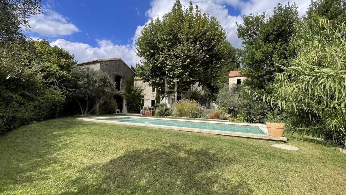 Maison à MAUSSANE-LES-ALPILLES