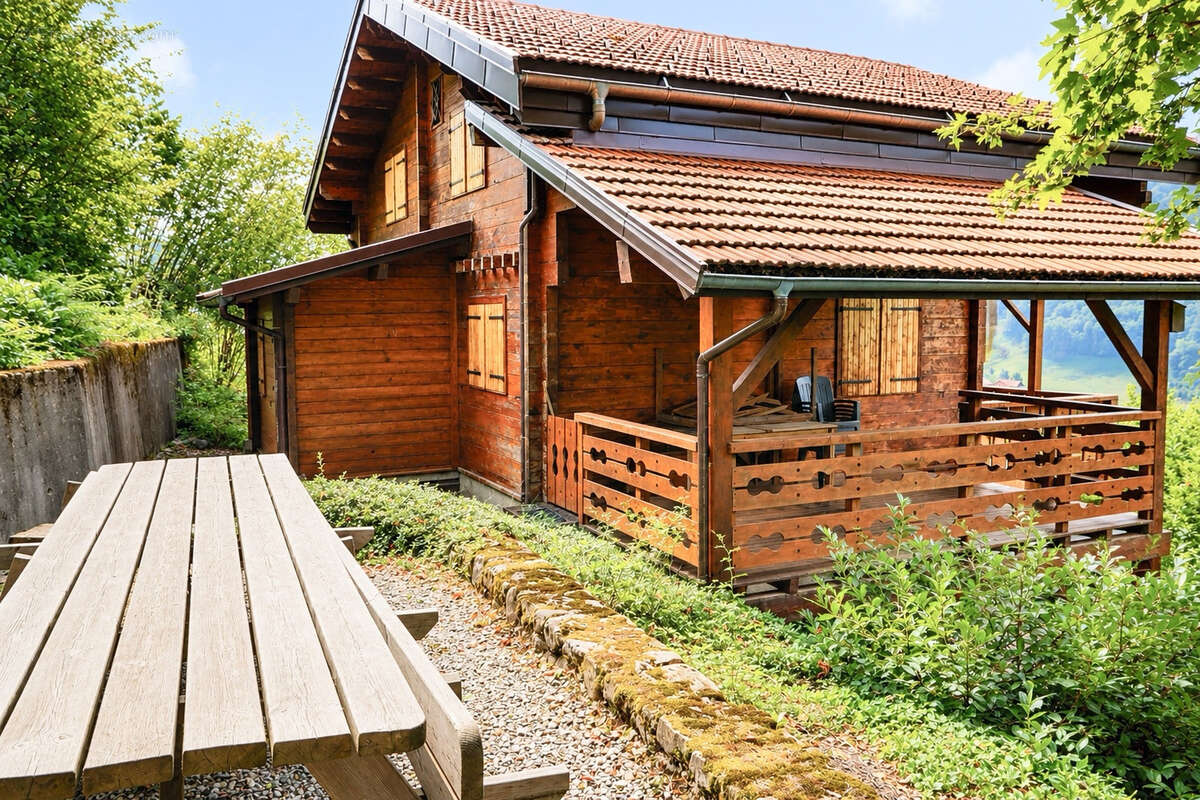 Chalet 8 pièces, vue carte postale sur les Aravis - photo 2