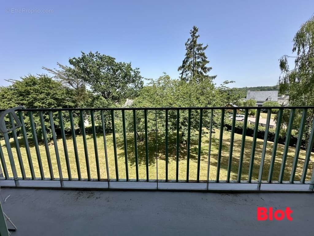 Appartement à MONTFORT-SUR-MEU