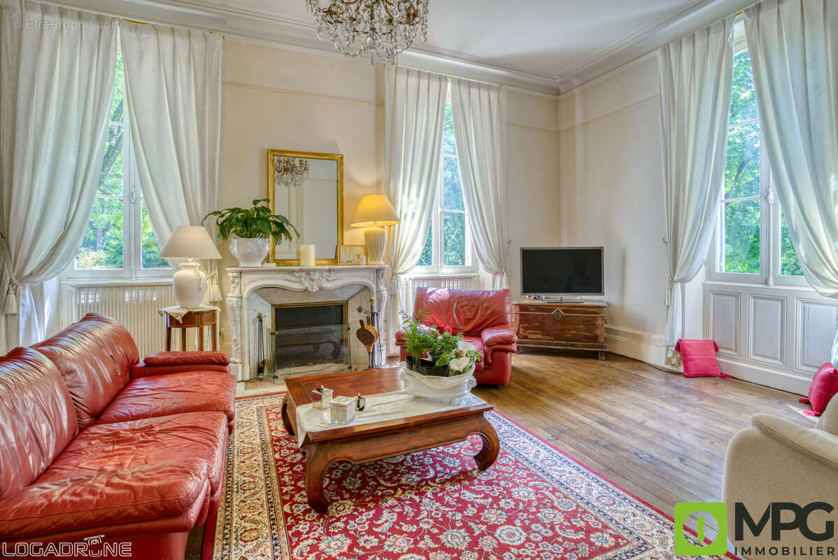 Maison à VILLENEUVE-SUR-LOT