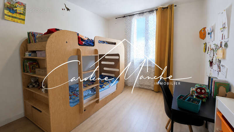 Appartement à SALON-DE-PROVENCE