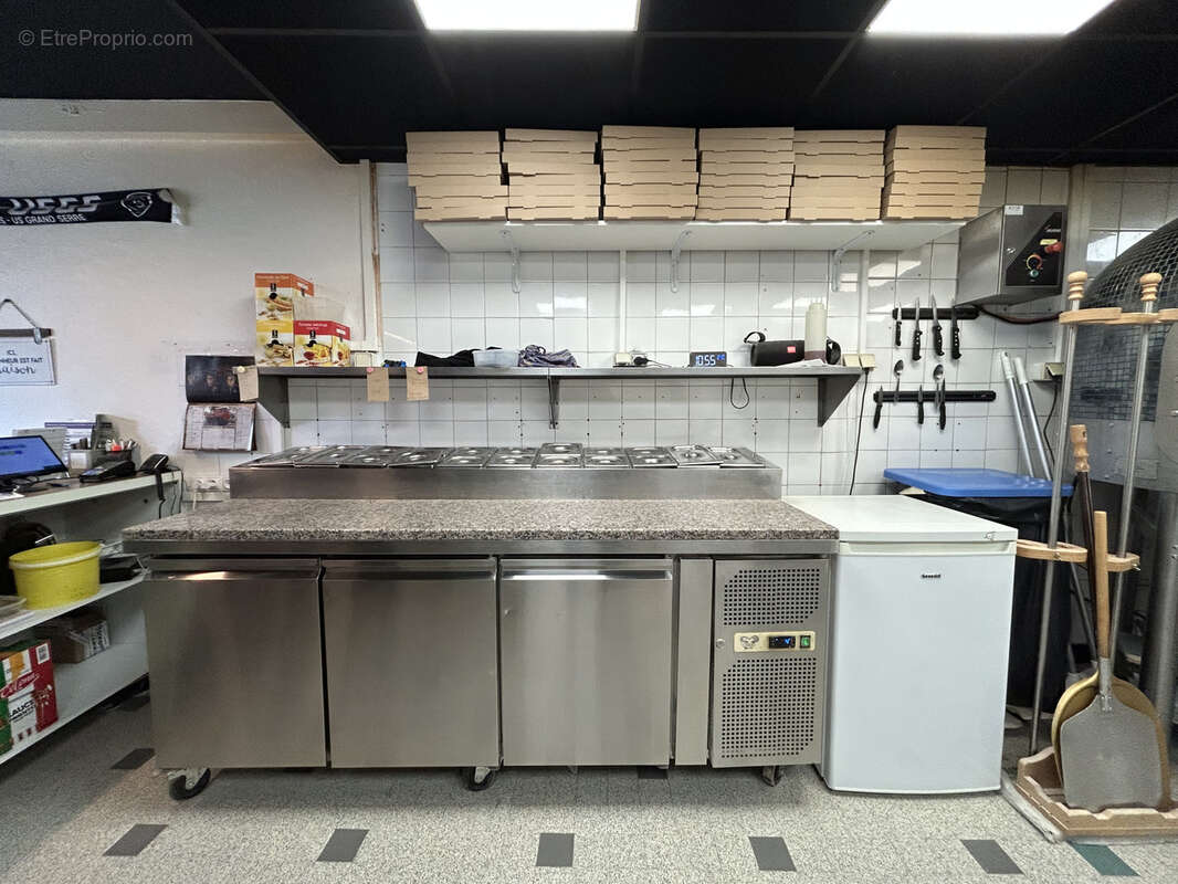 Commerce à HAUTERIVES