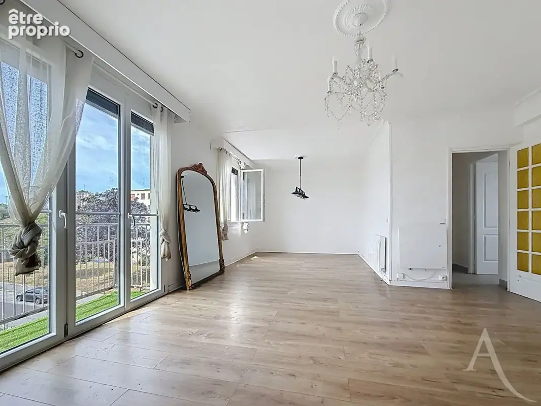 Appartement à MANTES-LA-VILLE
