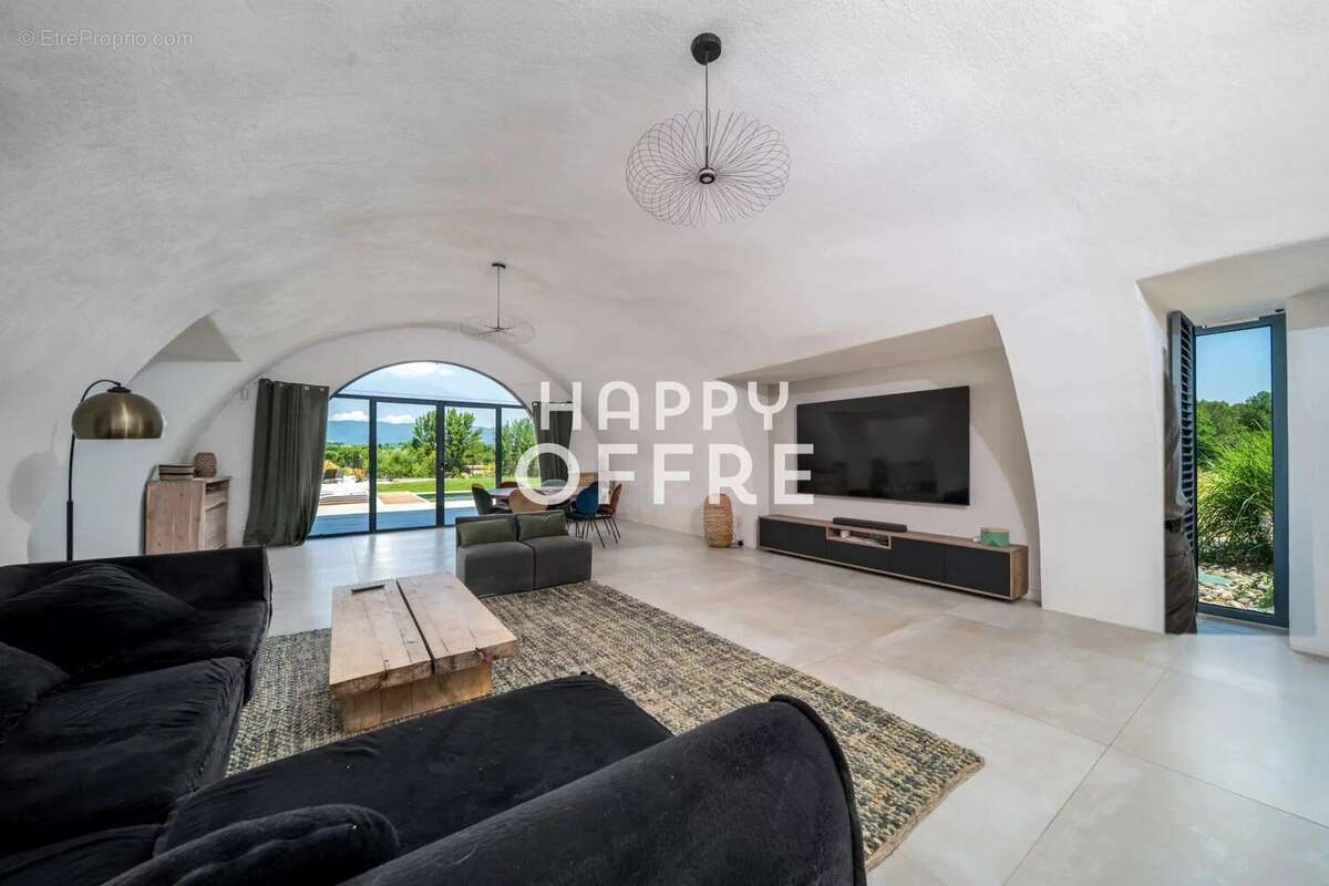 Maison à LOURMARIN