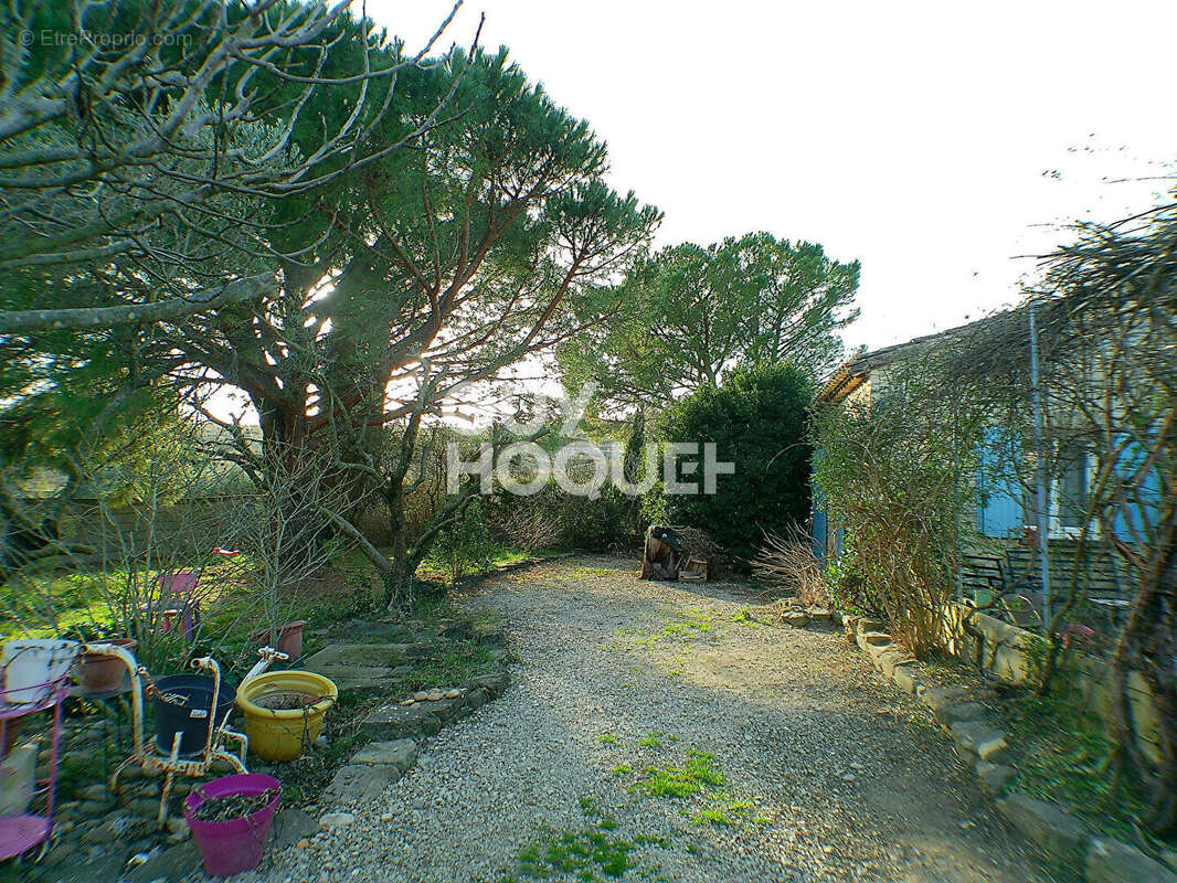 Maison à CAUMONT-SUR-DURANCE