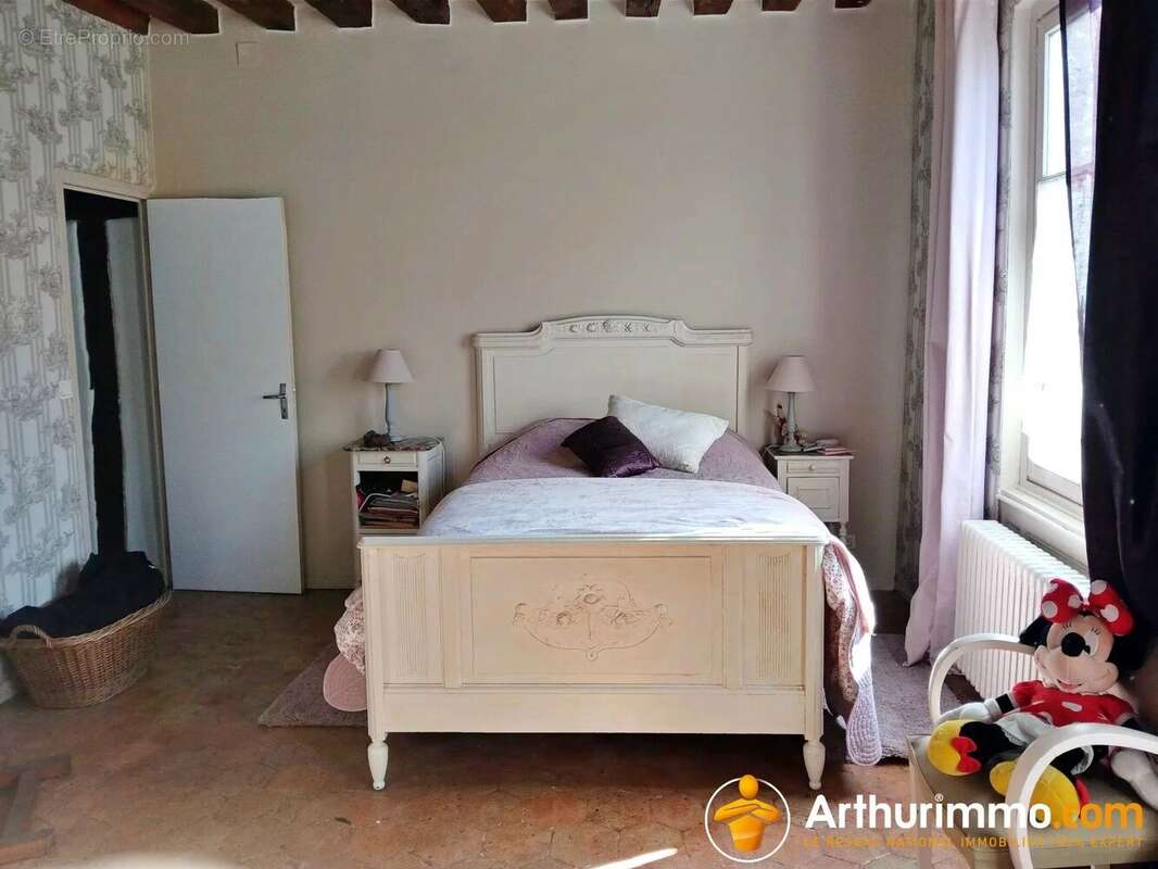 Maison à IVRY-LA-BATAILLE