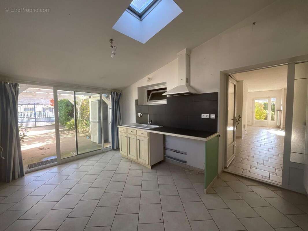 Photo 7 - Maison à NAZELLES-NEGRON