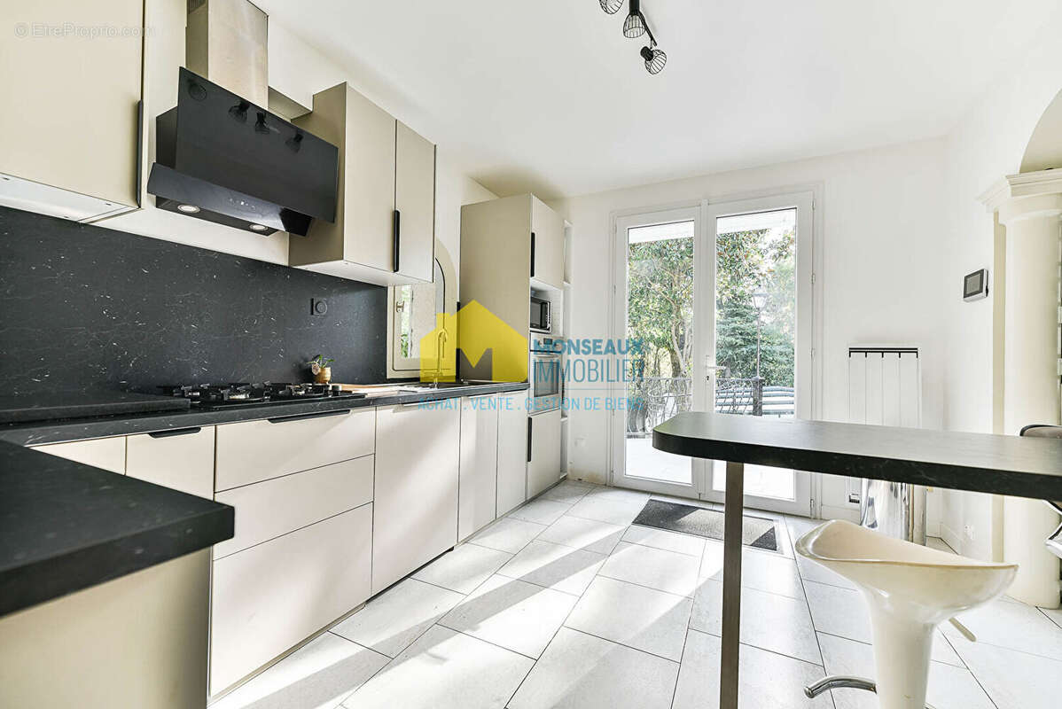 Maison à VILLIERS-SUR-ORGE