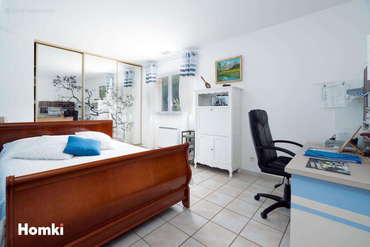 Maison à SAINT-THIBERY