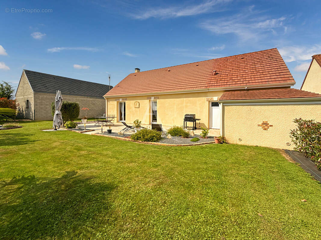 Maison à ETREPAGNY