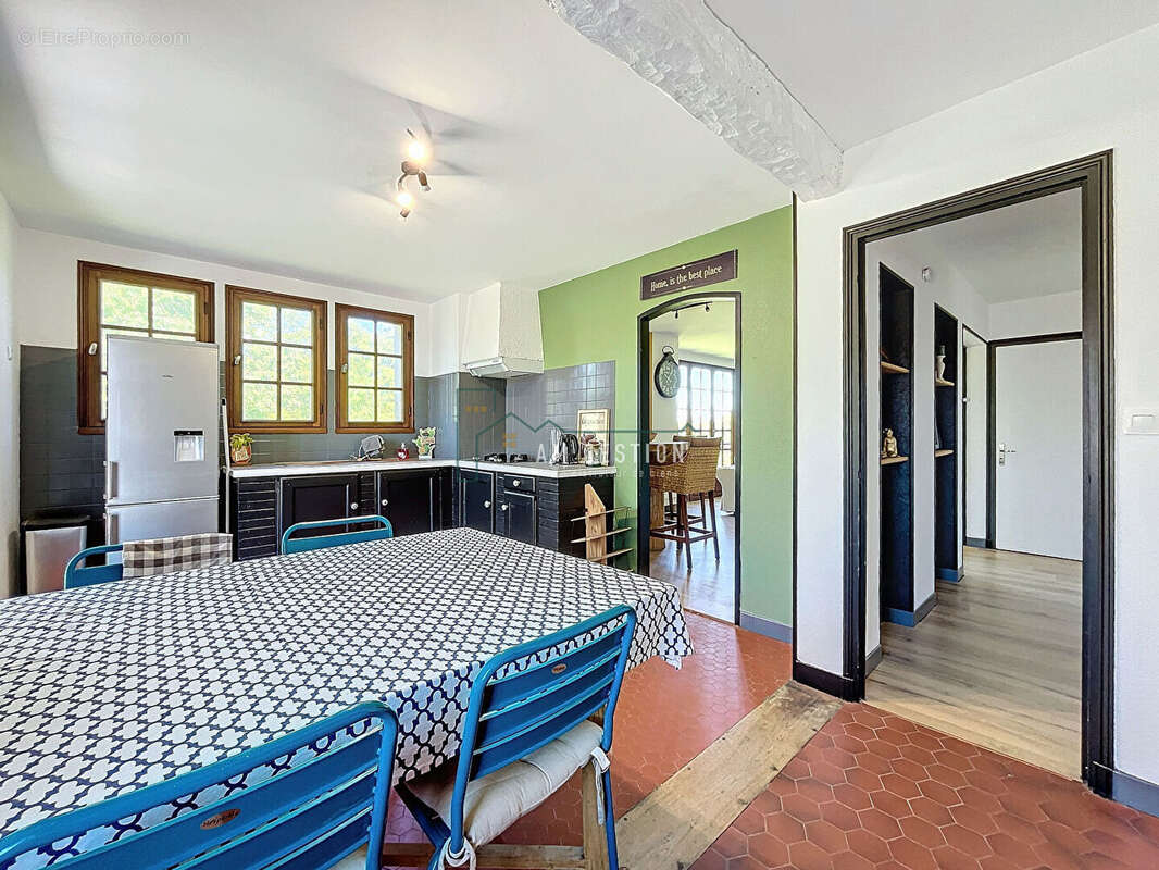 Maison à ABJAT-SUR-BANDIAT