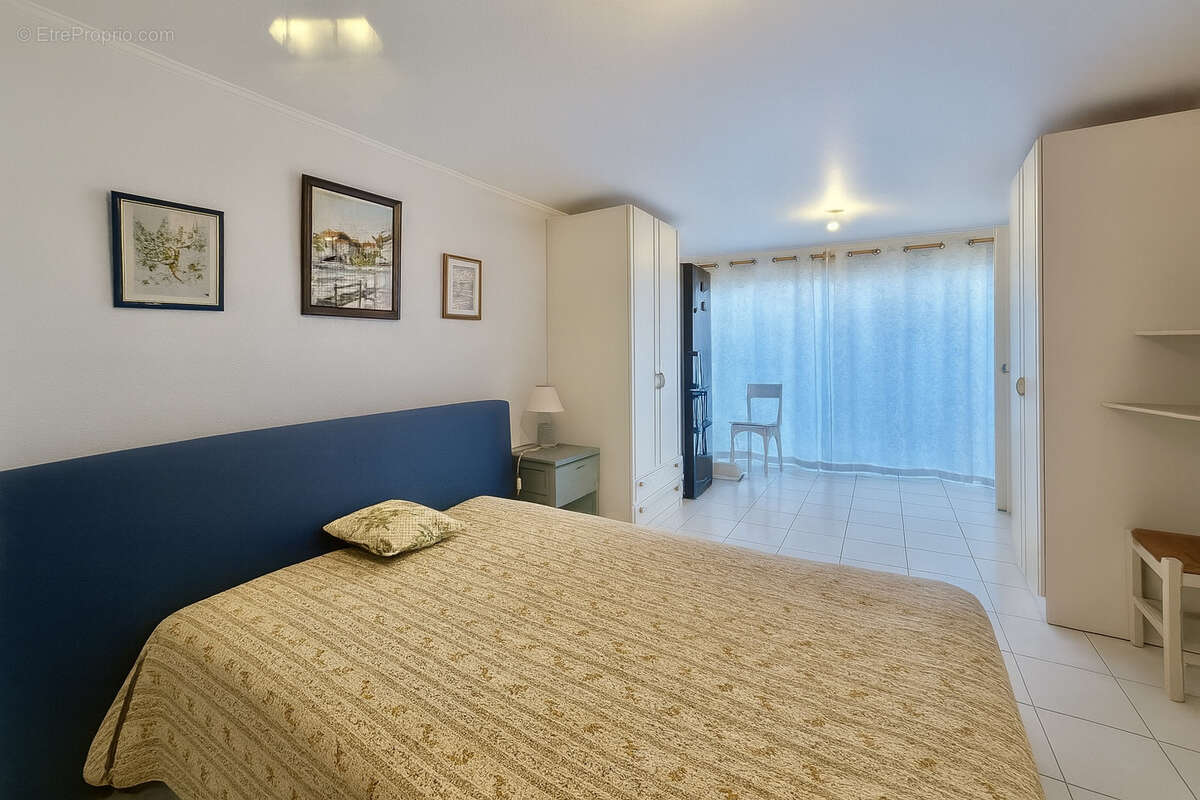 Maison à ROQUEBRUNE-SUR-ARGENS