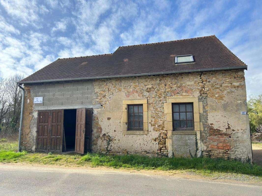 Maison à LES RAIRIES