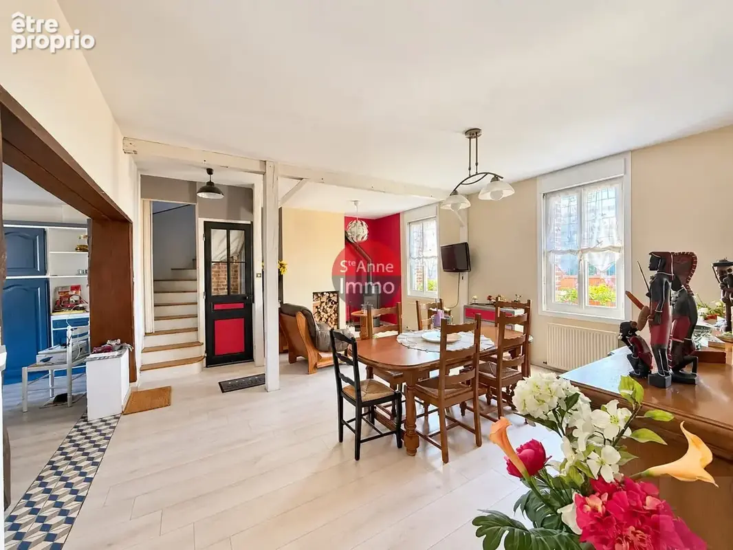Vers-sur-selle - 160m2 - maison - 4 chambres - studio - atelier - dependances - photo 2