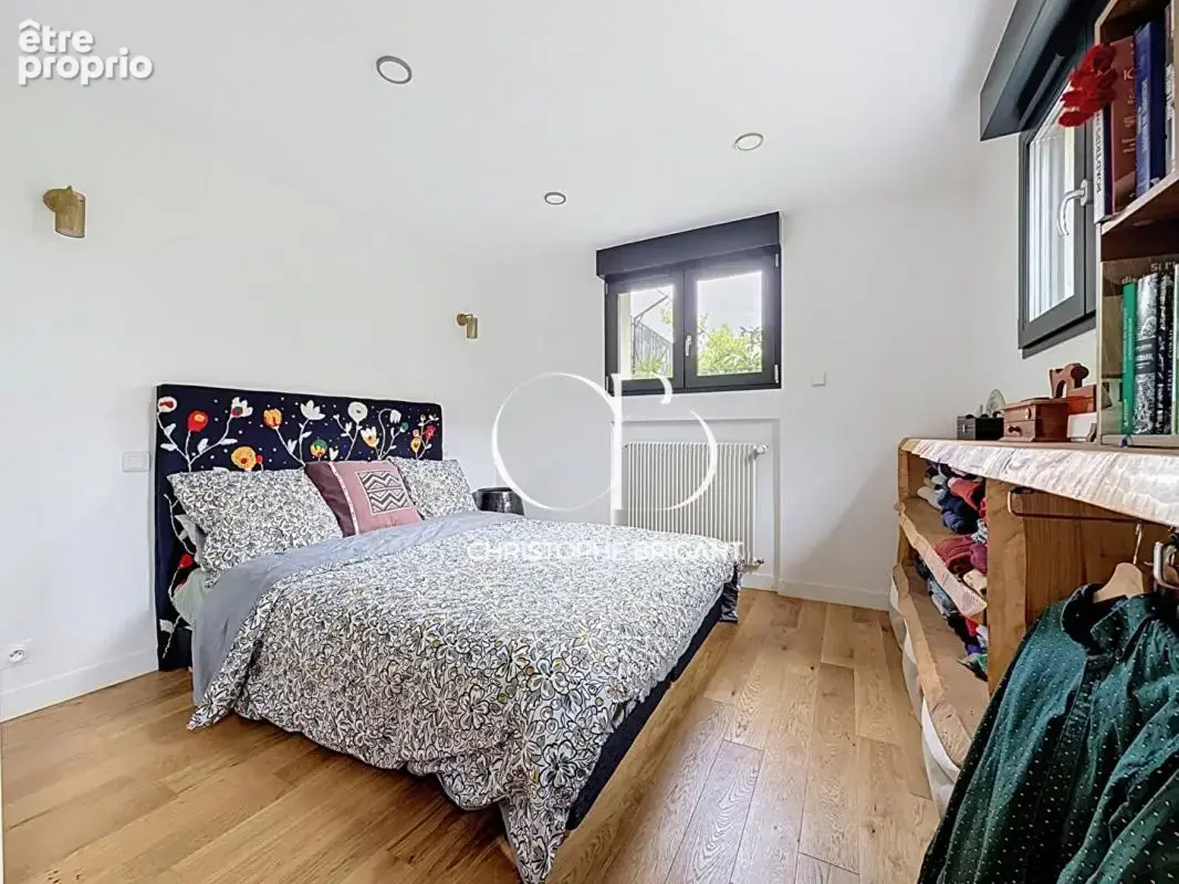 Maison d'exception, rénovée, sans vis-à-vis  de 6 pièces 128 m2 - photo 10