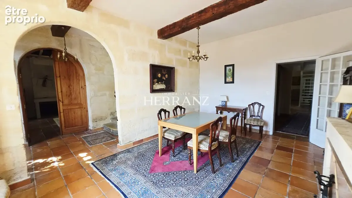 Maison de caractere 277 m2 - - photo 7