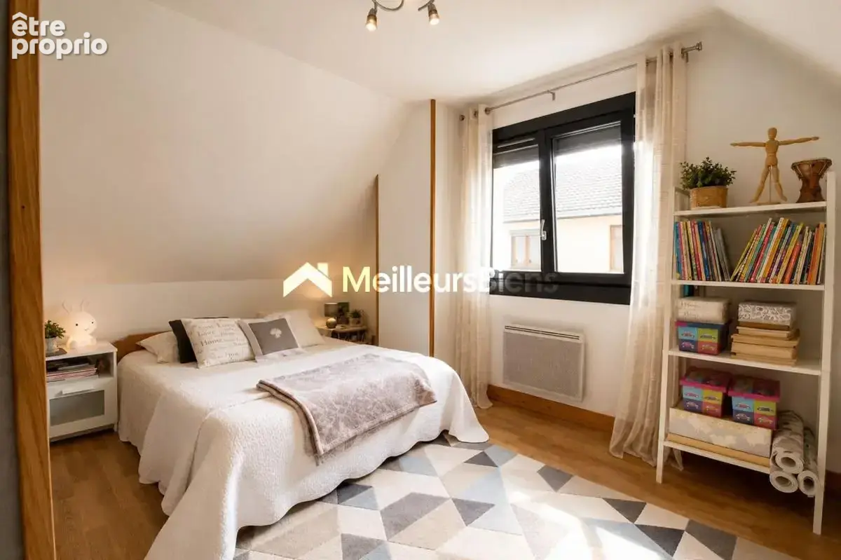 Maison 130 m² à Brionne, 4 chambres et vue sur le lac - photo 10