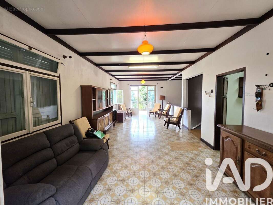 Photo 3 - Maison à SAINT-DENIS