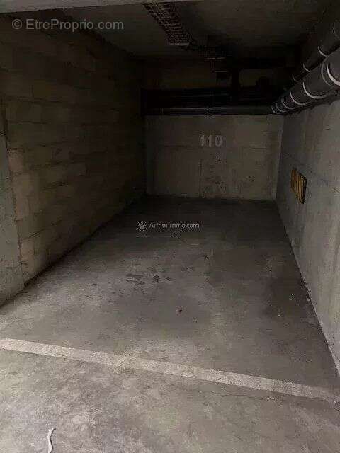 Parking à ASNIERES-SUR-SEINE