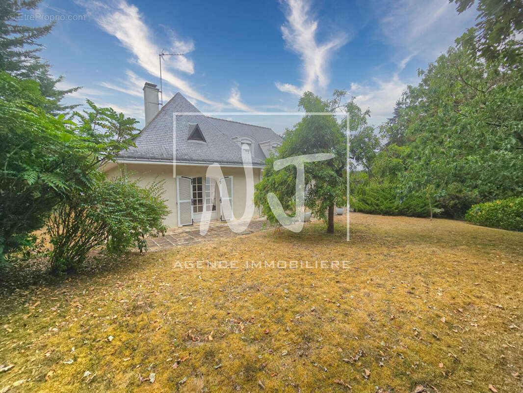 Maison à BOUCHEMAINE