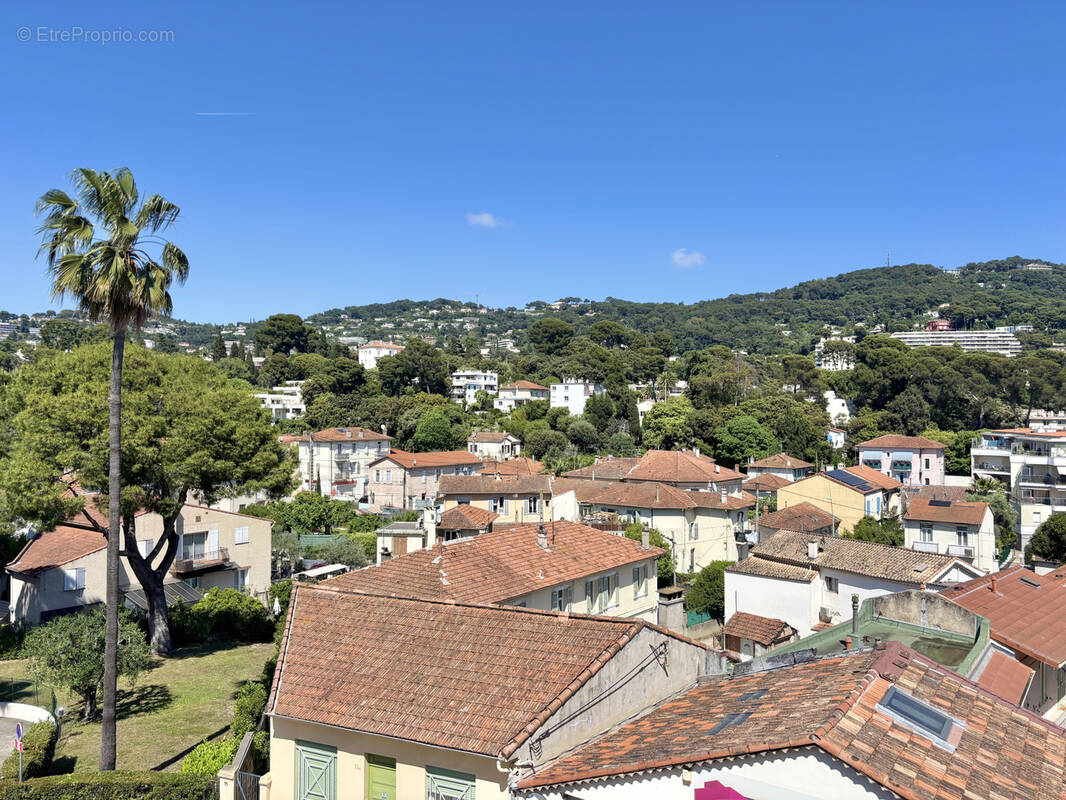Appartement à LE CANNET