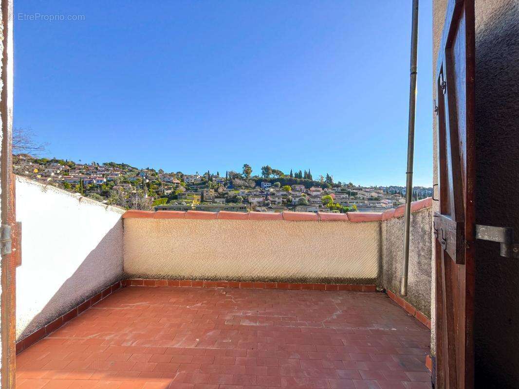 Maison à LA COLLE-SUR-LOUP