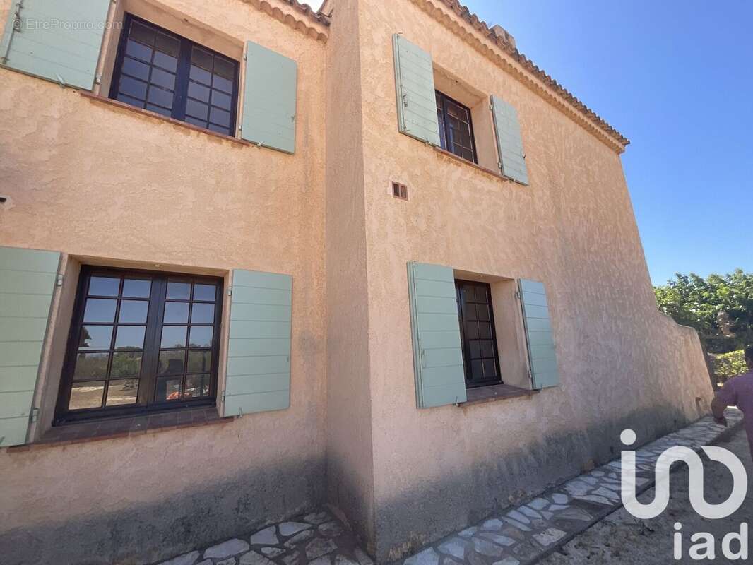 Photo 3 - Maison à SIX-FOURS-LES-PLAGES