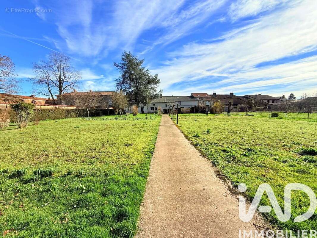 Photo 4 - Maison à PRESSAC