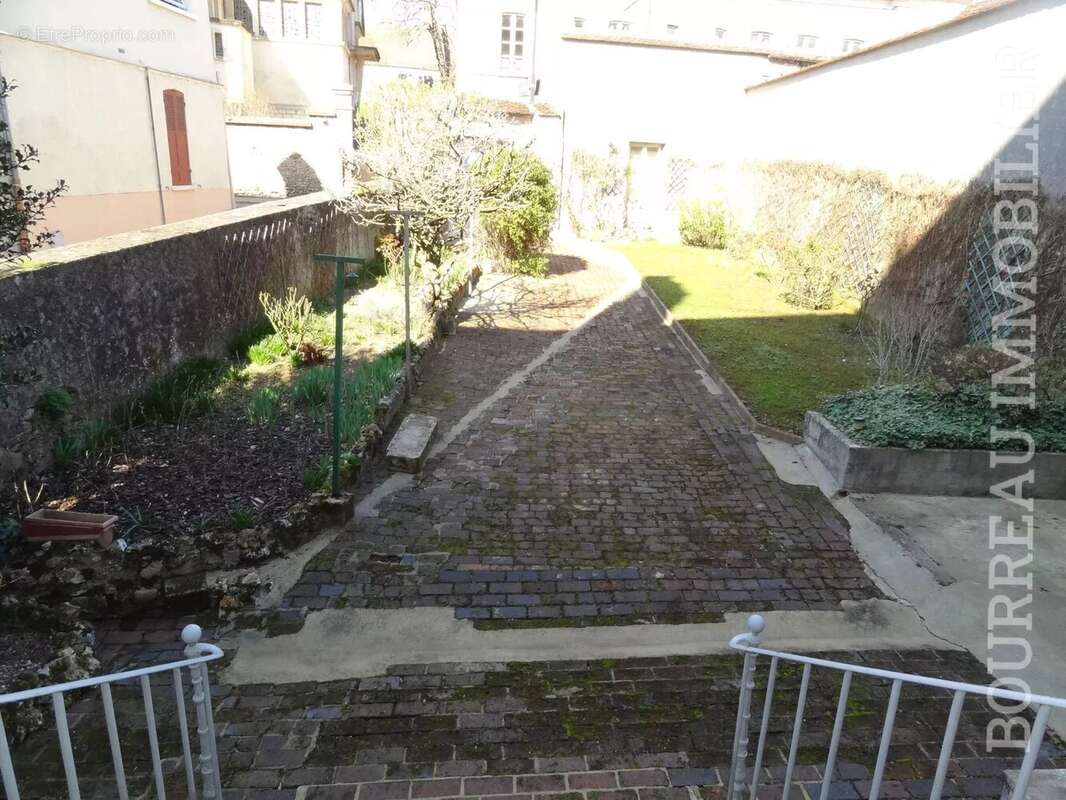 Appartement à JOIGNY