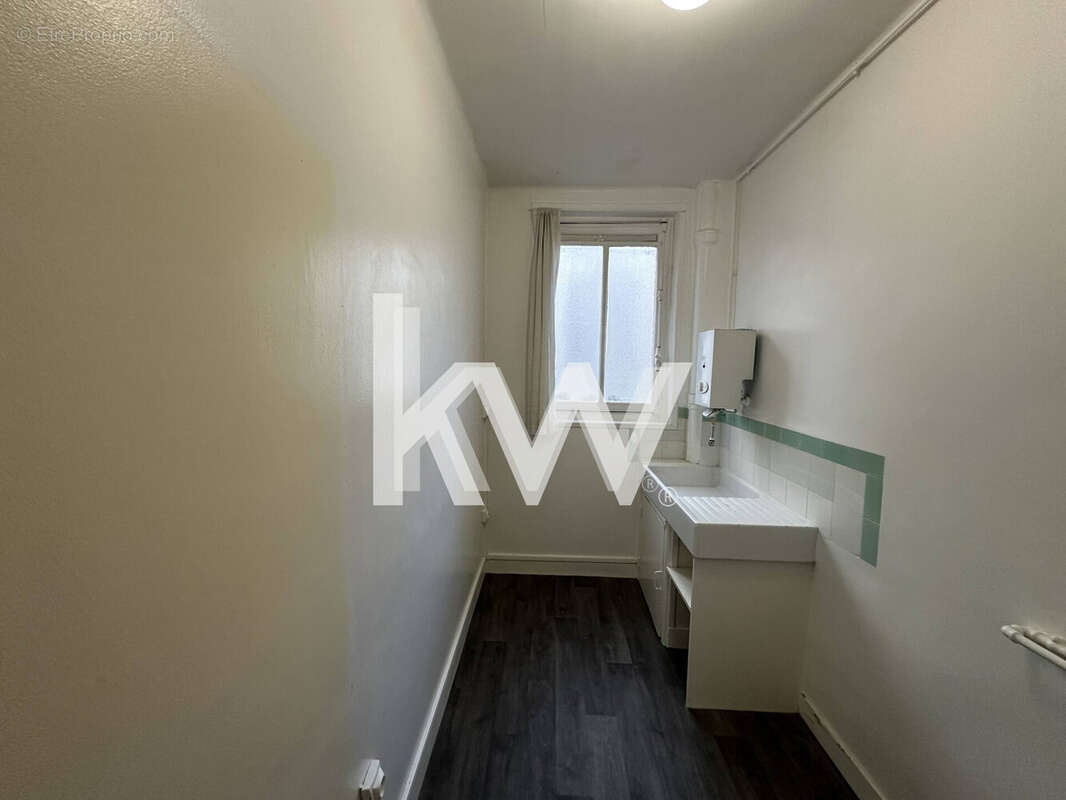 Appartement à PARIS-20E