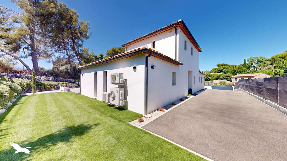 Maison Aubagne 4 pièce(s) 143 m2 - Aubagne - Fenestrelle - Agence spécialisée 9/10/11ème - photo 15