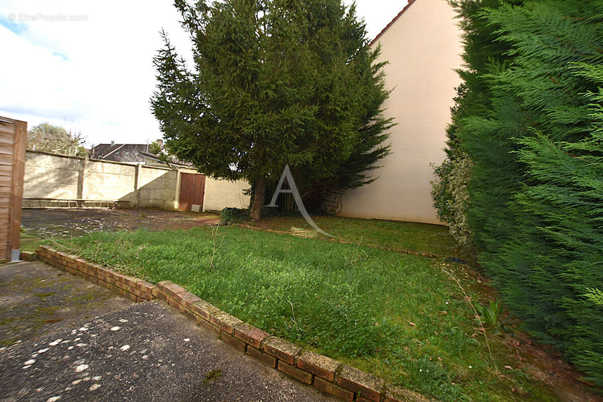 Appartement à QUINCY-SOUS-SENART