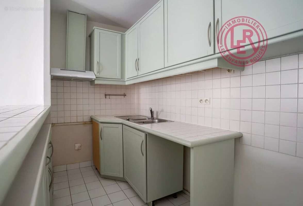 Paris 11ème - Roquette / Voltaire - Appartement 4 pièces en dernier étage avec ascenseur - photo 6