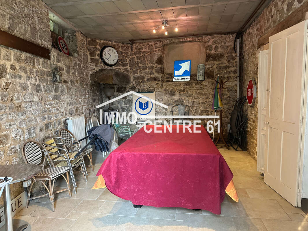 Charmante maison de ville 4 chambres sur 245m2 de terrain - photo 16