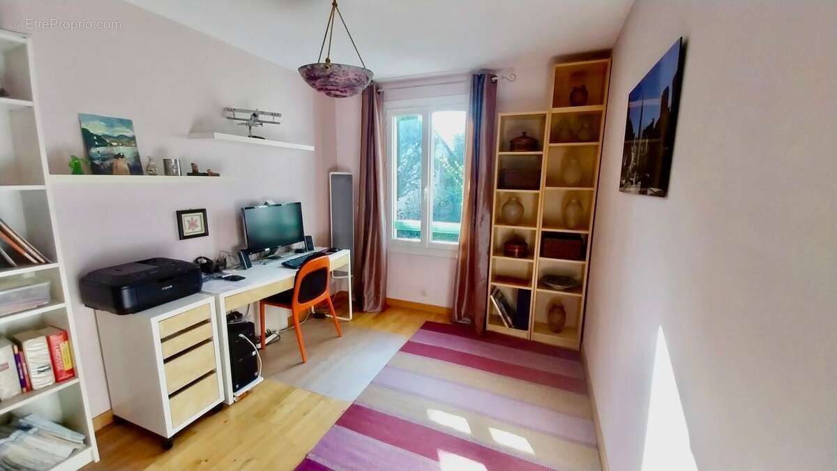 Maison à FRANCHEVILLE