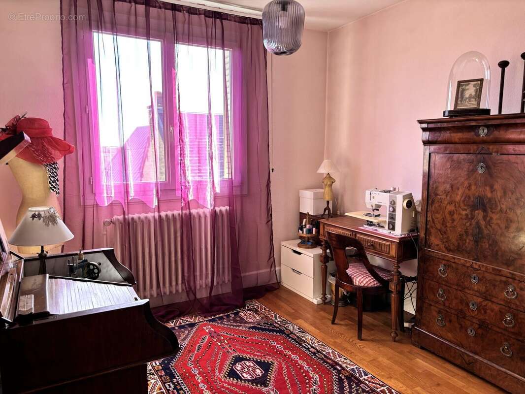 Appartement 130 m² à Dijon  - photo 8