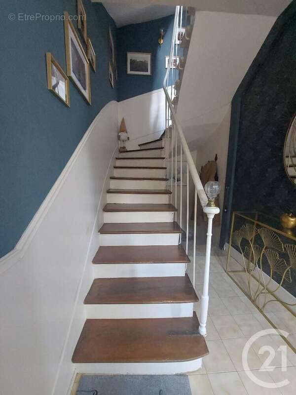 Maison à ETAIS-LA-SAUVIN