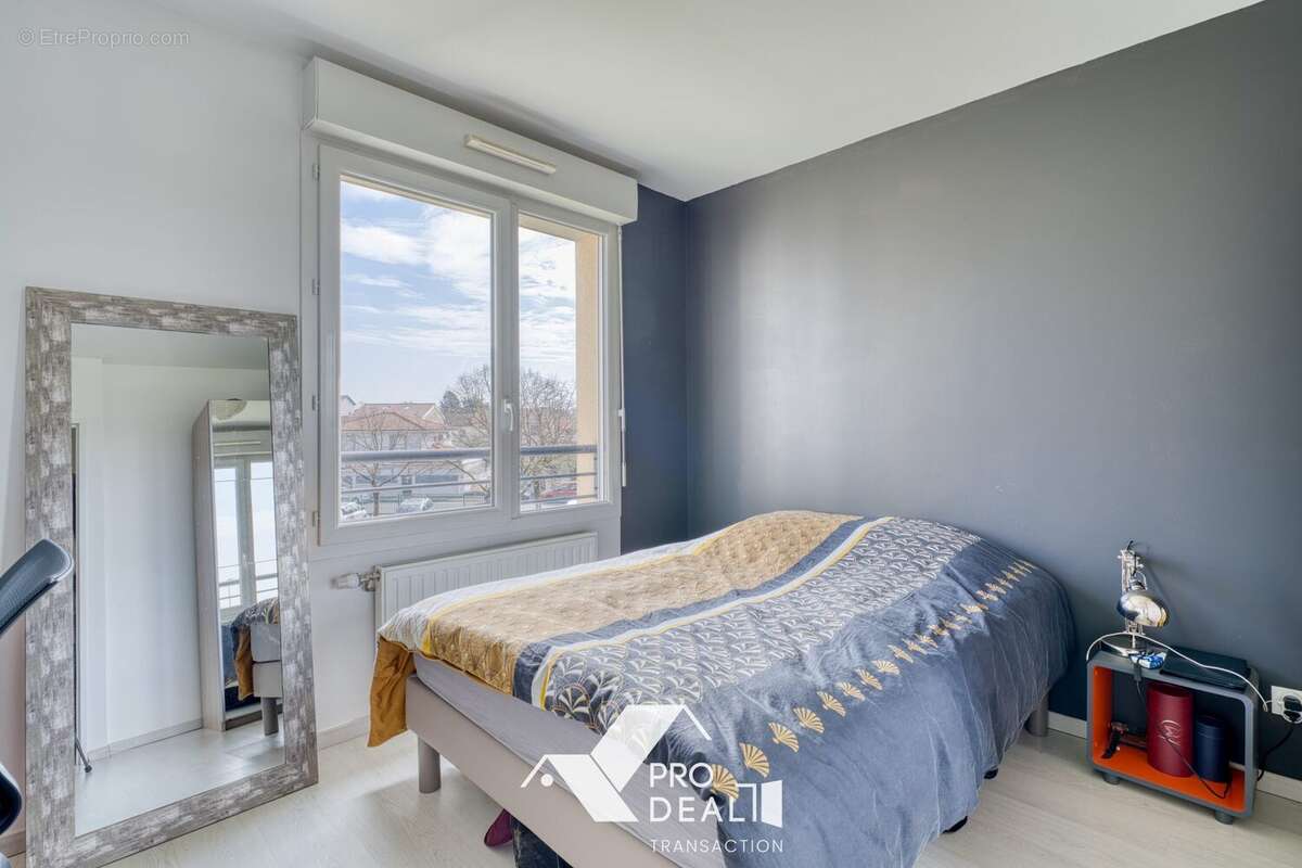 Appartement à BRON
