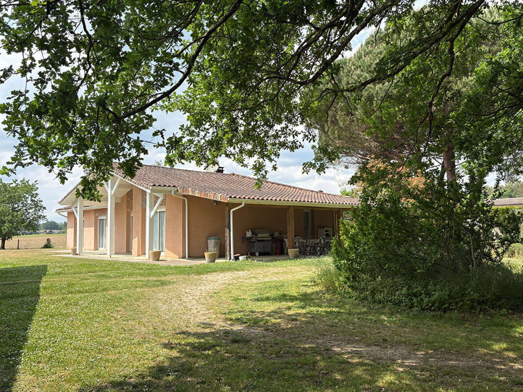 Maison à BEGAAR